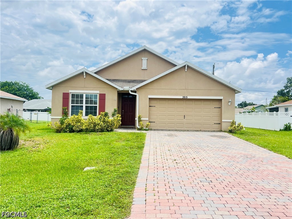 4 Bed SingleFamilyResidence for Sale in Cape Coral, FL — photo 2