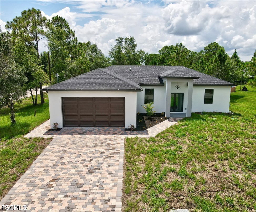 3 Bed SingleFamilyResidence for Sale in Lehigh Acres, FL — photo 2