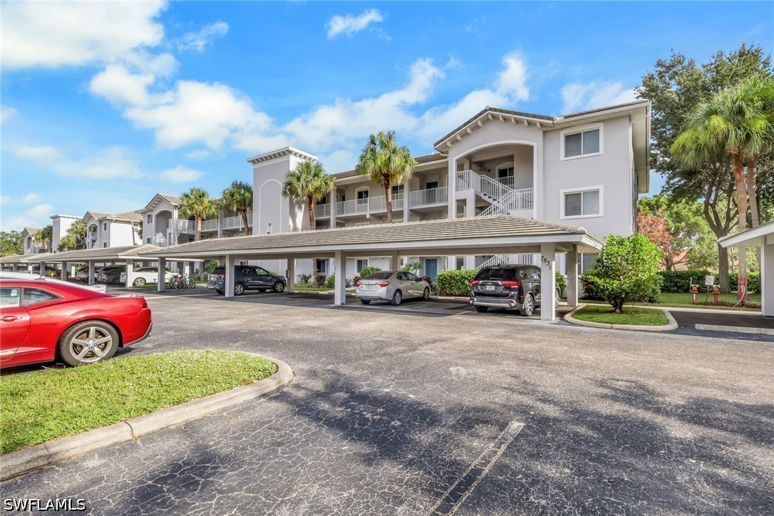 2 Bed Condominium for Sale in Blue Heron, FL, $249,900 — photo 2
