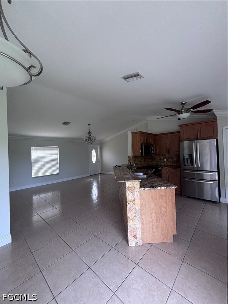 3 Bed SingleFamilyResidence for Sale in Cape Coral, FL — photo 2