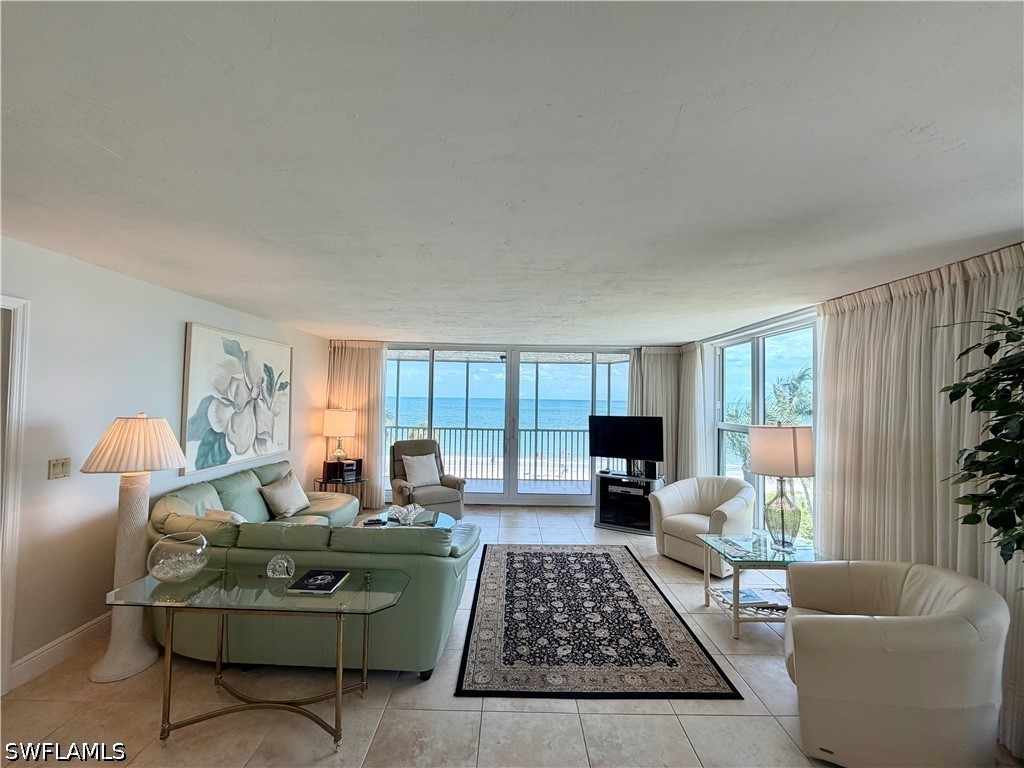 2 Bed Waterfront Home for Sale in Naples, FL, $13,500 — photo 2