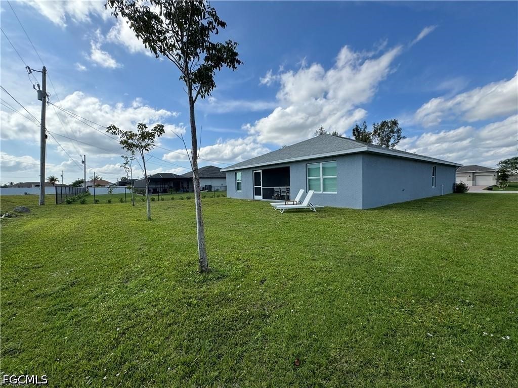 4 Bed SingleFamilyResidence for Sale in Cape Coral, FL — photo 2