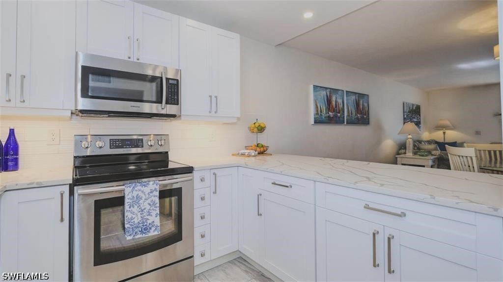 2 Bed Waterfront Home for Sale in Fort Myers Beach, FL — photo 2