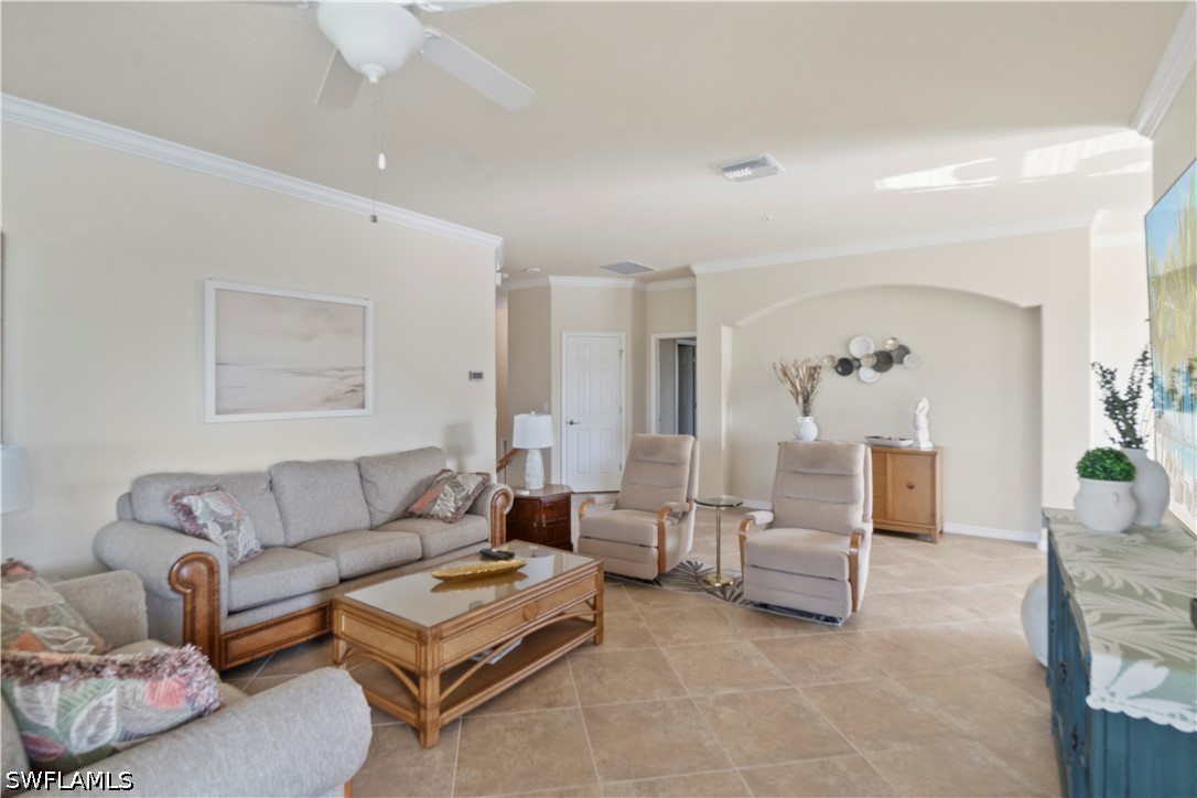 3 Bed Condominium for Sale in Casoria, FL, $10,000 — photo 2
