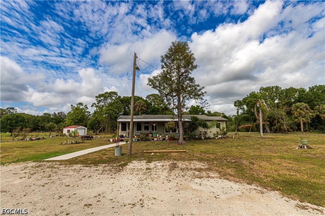 3 Bed Waterfront Home for Sale in North Fort Myers, FL — photo 2