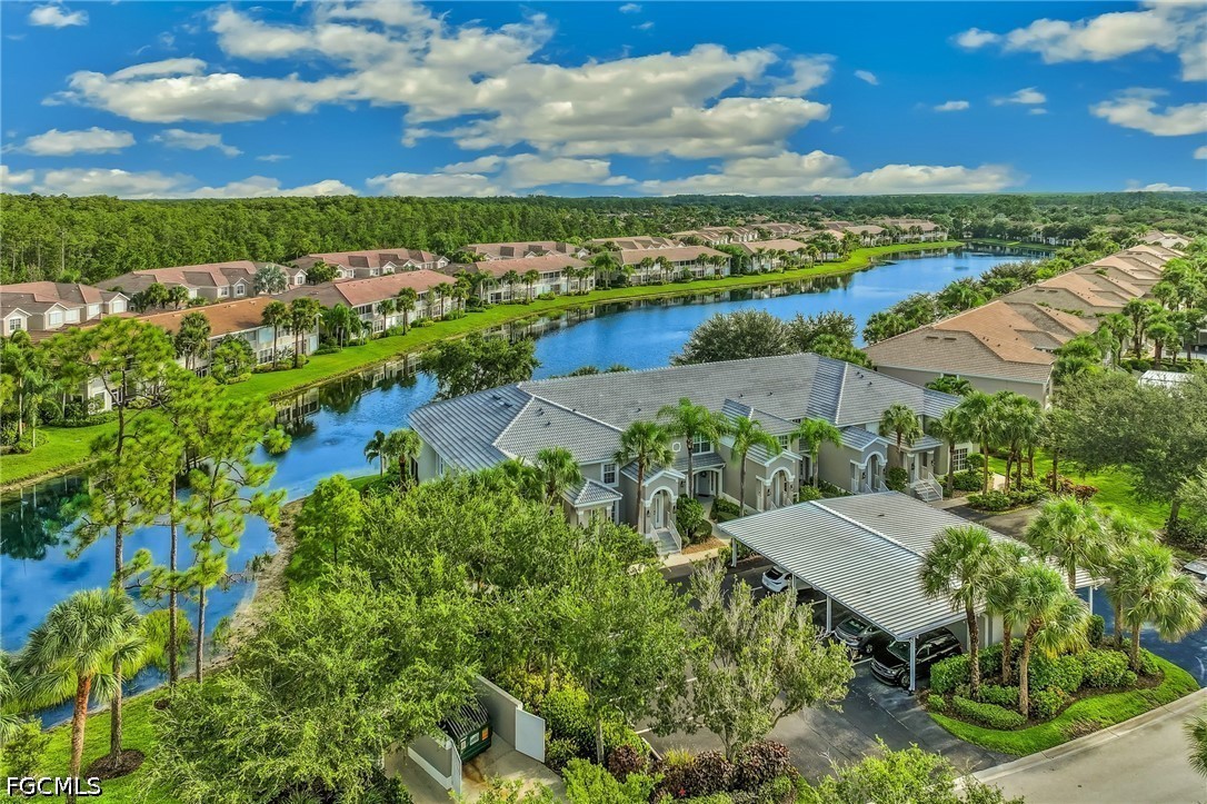 2 Bed Waterfront Home for Sale in Garden Lakes, photo 2