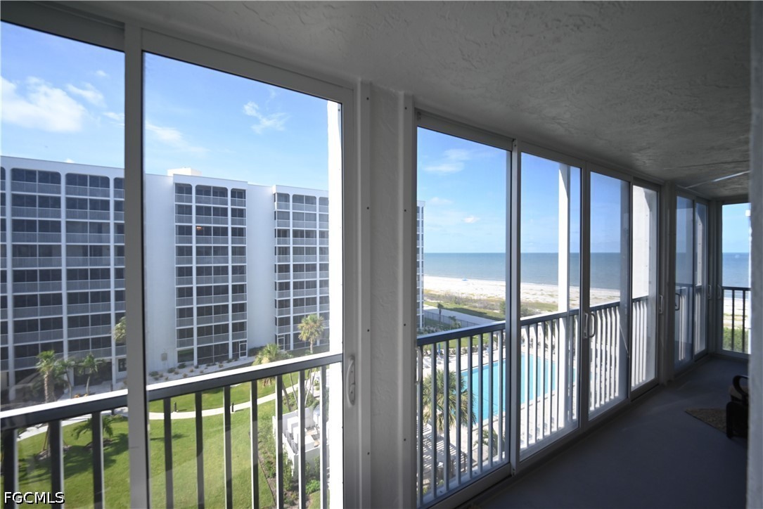2 Bed Waterfront Home for Sale in Creciente Condo North, FL — photo 2
