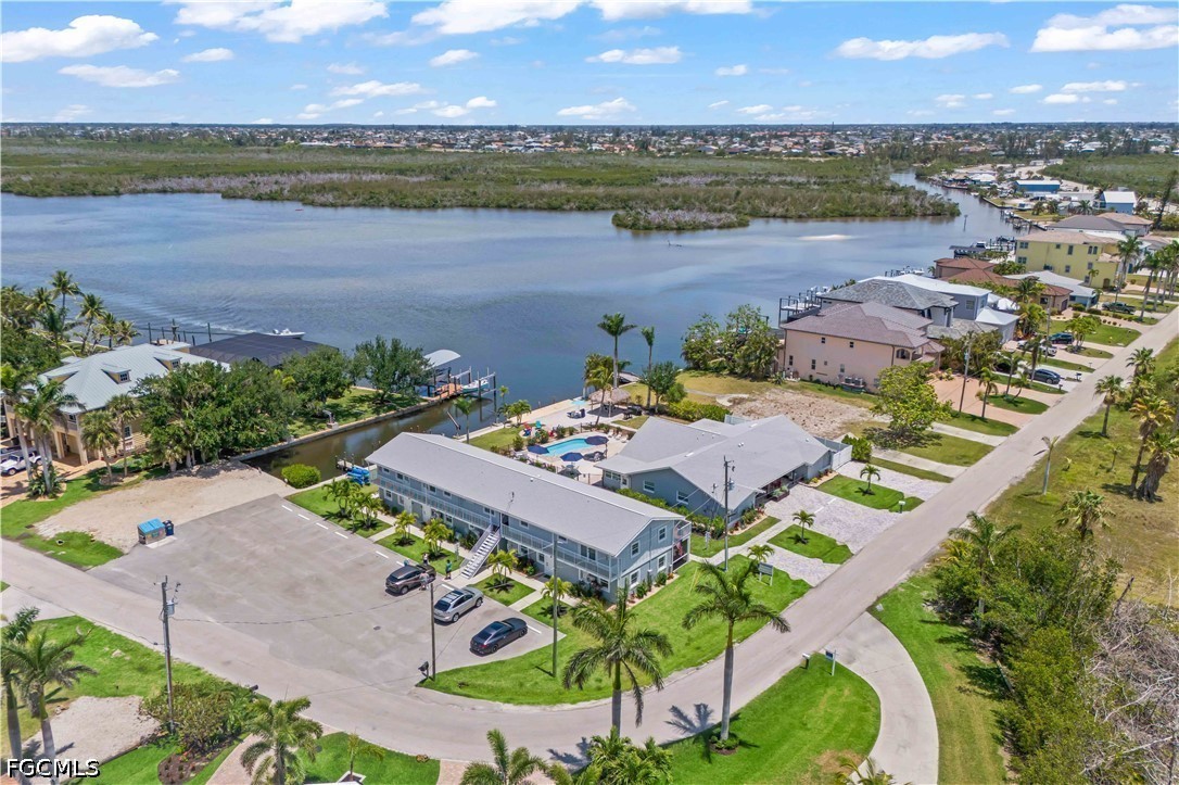 Waterfront Home for Sale in Cape Coral, FL, $3,250,000 — photo 2