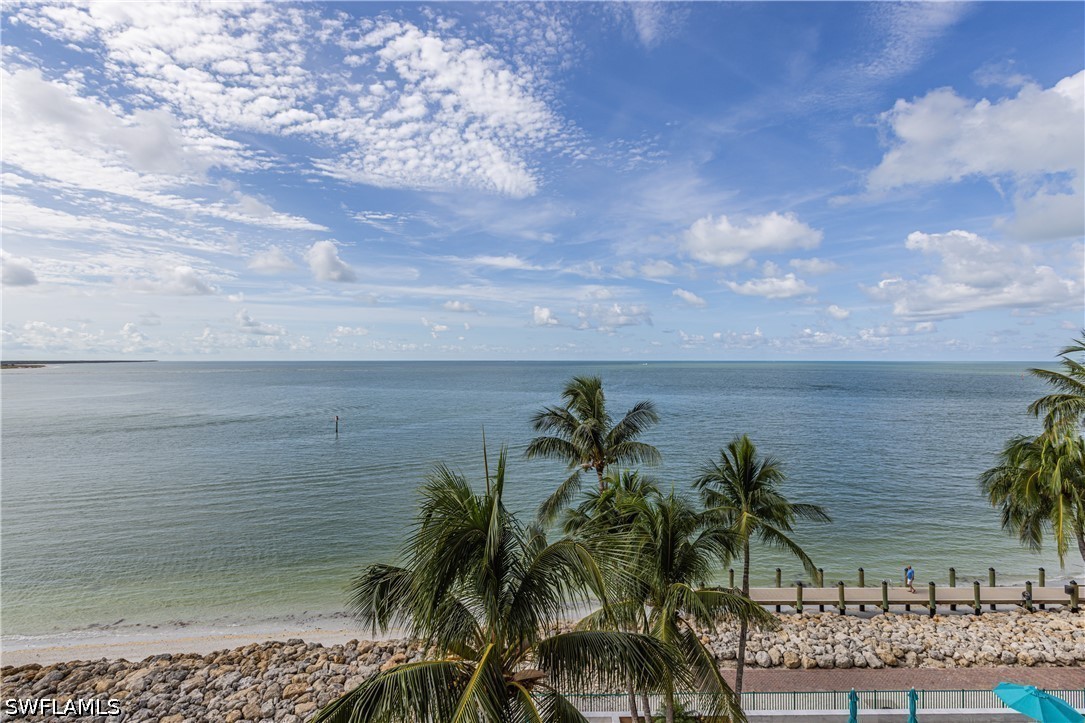 2 Bed Waterfront Home for Sale in Marco Island, FL — photo 2
