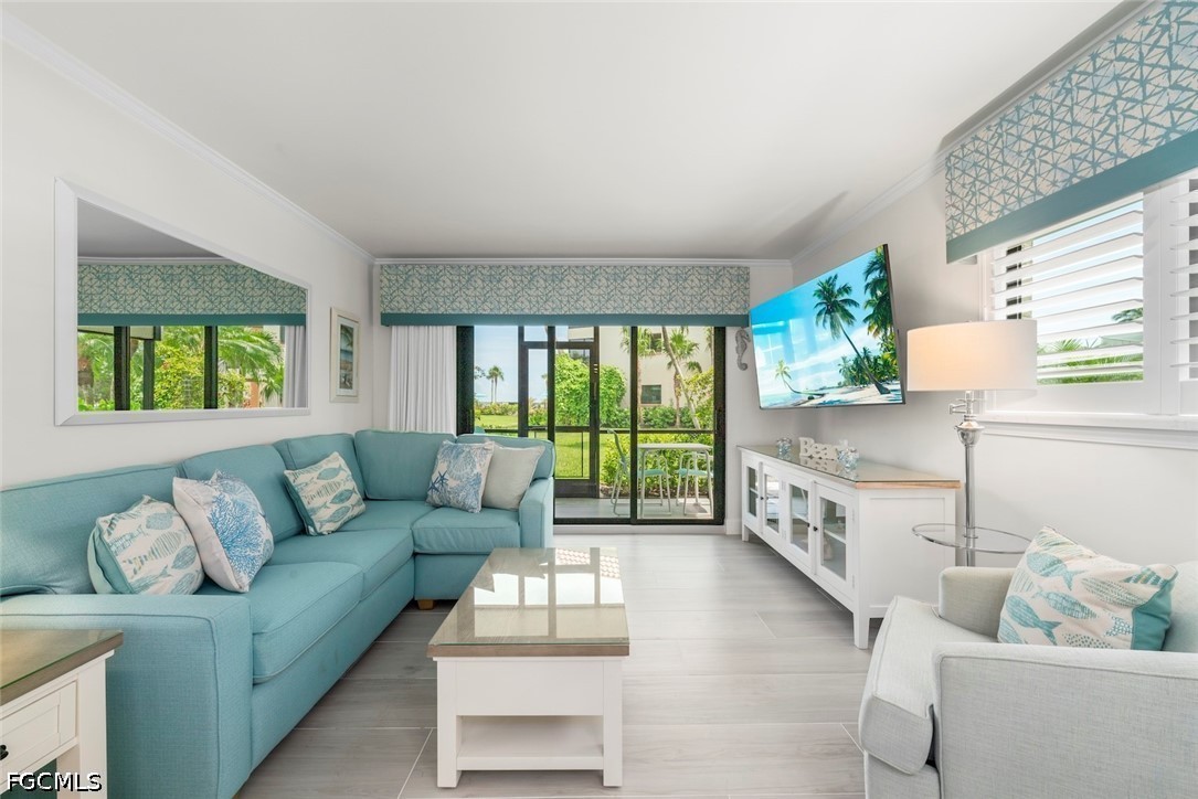 2 Bed Pool Home for Sale in Sanibel, FL, $779,000 — photo 2