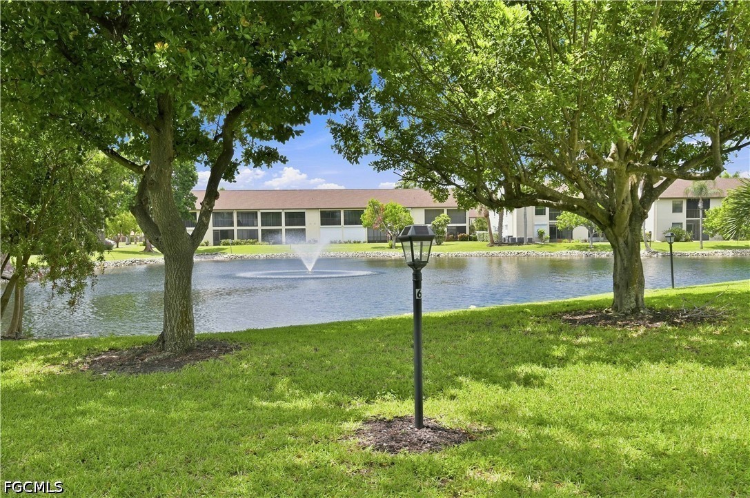 2 Bed Waterfront Home for Sale in Fort Myers, FL, $1,500 — photo 2