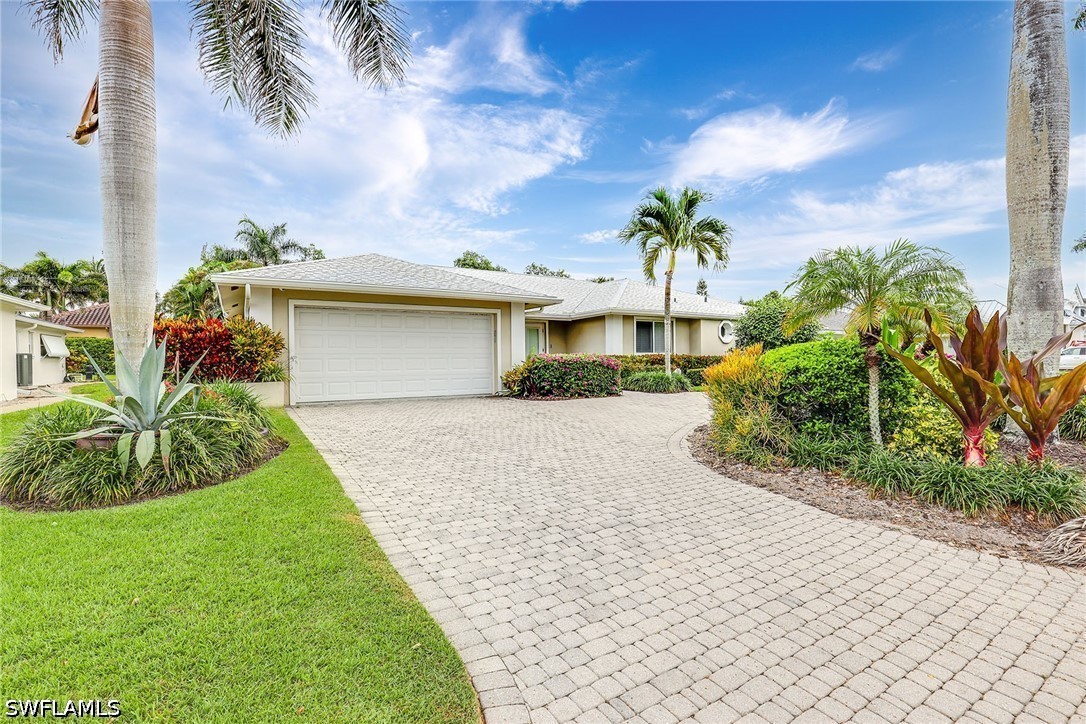 4 Bed Pool Home for Sale in Moorings, FL, $23,000 — photo 2