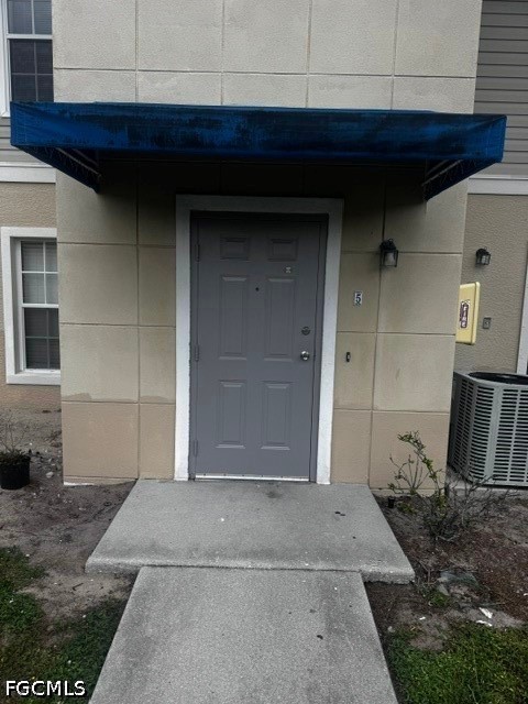 2 Bed Condominium for Sale in Reflection Lakes, FL, $168,000 — photo 2