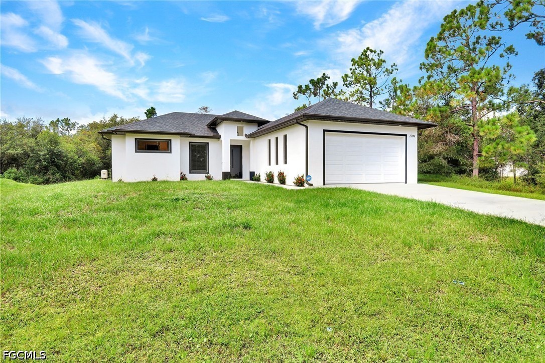 3 Bed SingleFamilyResidence for Sale in Lehigh Acres, FL — photo 2