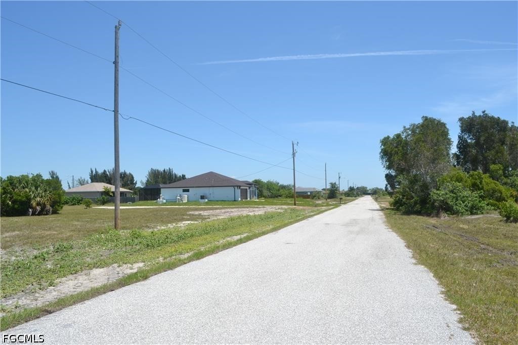Residential for Sale in Cape Coral, FL, $48,900 — photo 2