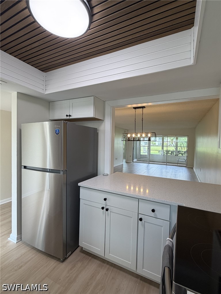 2 Bed Condominium for Sale in Naples, FL, $184,900 — photo 2