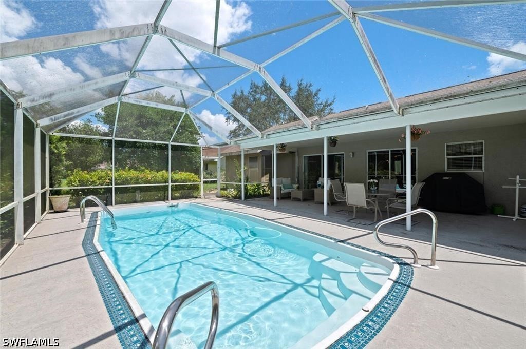 3 Bed Pool Home for Sale in Fountain Lakes, FL, $479,900 — photo 2