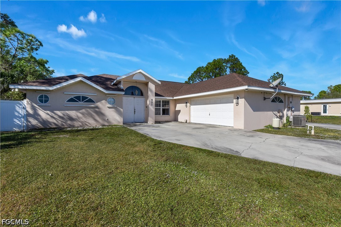 6 Bed Duplex for Sale in Lehigh Acres, FL, $420,000 — photo 2