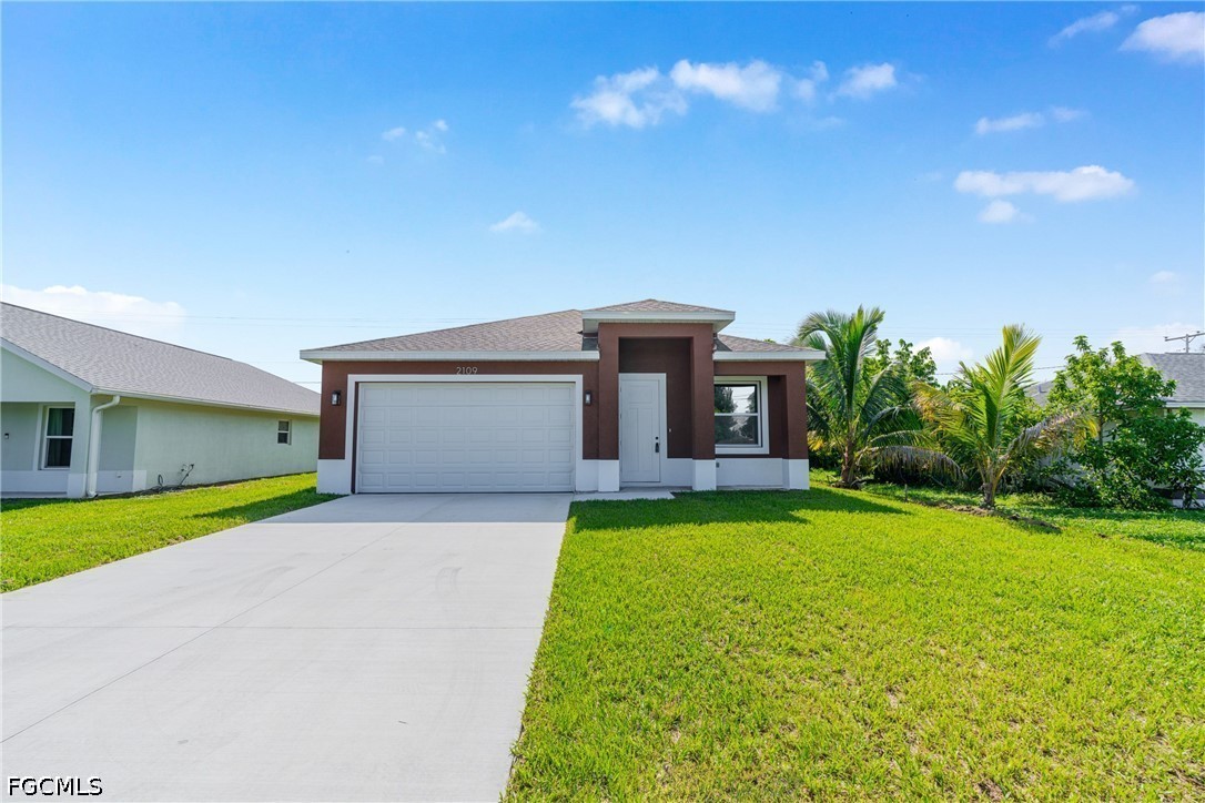 3 Bed SingleFamilyResidence for Sale in Fort Myers, FL — photo 2