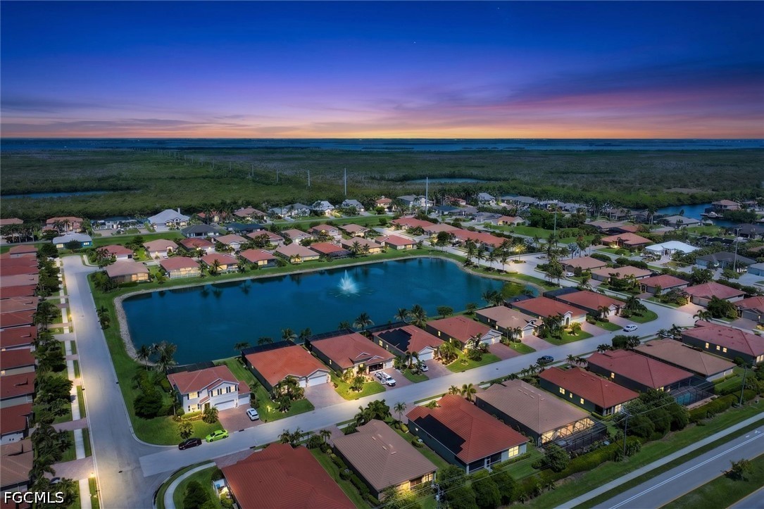3 Bed SingleFamilyResidence for Sale in Sunset Pointe, FL — photo 2