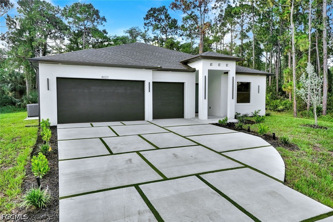 4 Bed SingleFamilyResidence for Sale in Labelle, FL — photo 2