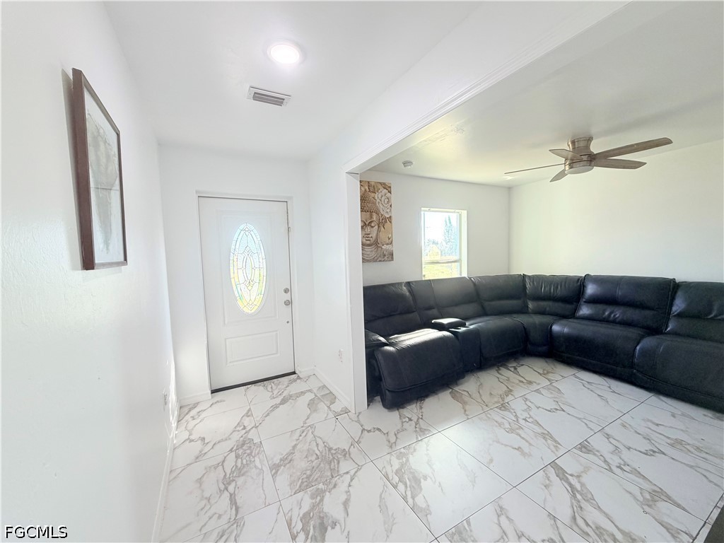 3 Bed SingleFamilyResidence for Sale in Cape Coral, FL — photo 2