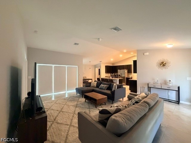 3 Bed SingleFamilyResidence for Sale in Cape Coral, FL — photo 2