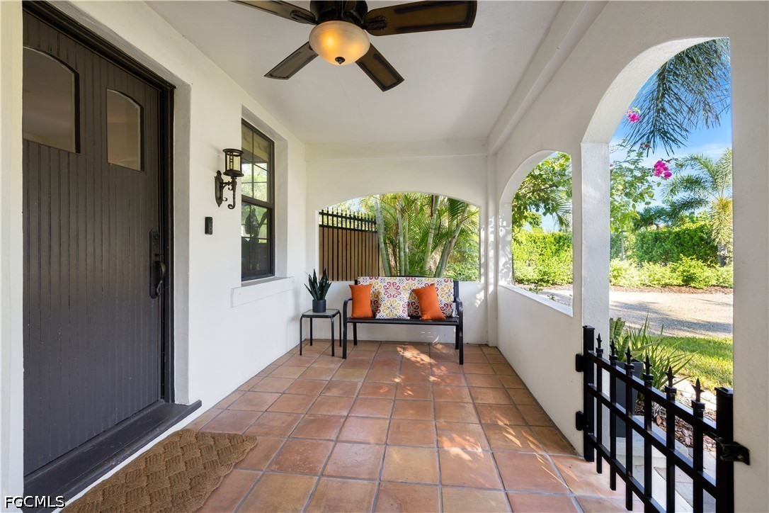 3 Bed Pool Home for Sale in Edison Park, FL, $3,900 — photo 2