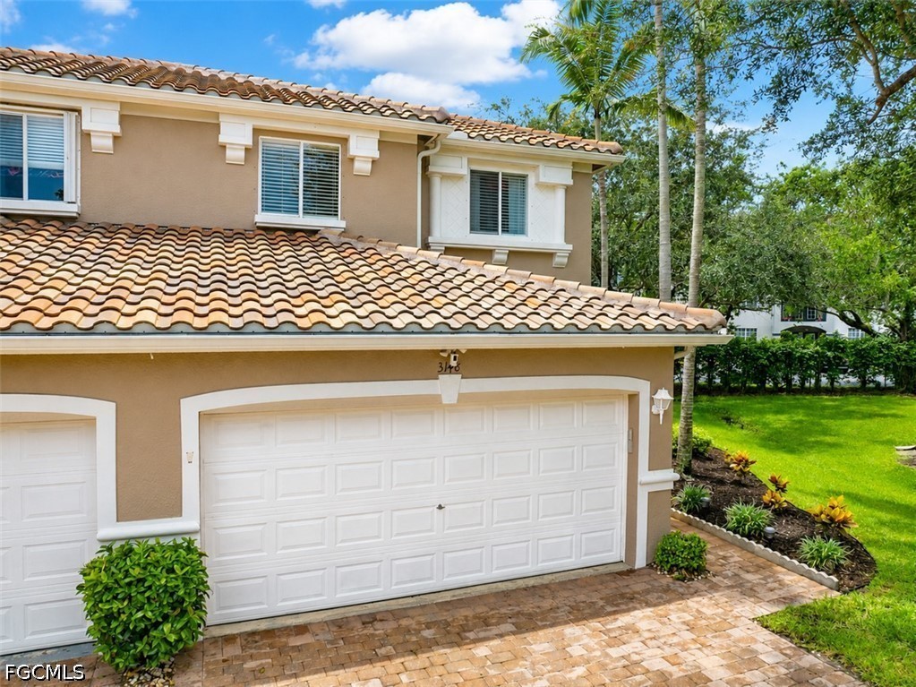 4 Bed Townhouse for Sale in Colonnade At Forum, FL, $289,900 — photo 2