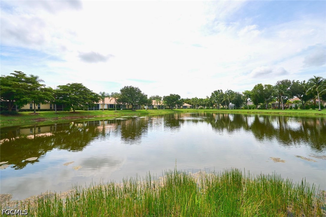 2 Bed Waterfront Home for Sale in Fort Myers, FL, $309,900 — photo 2