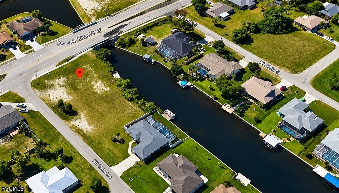 Waterfront Home for Sale in Cape Coral, FL, $140,000 — photo 2