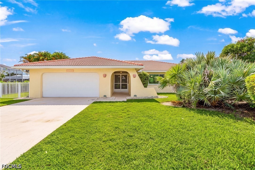 3 Bed Pool Home for Sale in Matlacha Isles, FL, $875,000 — photo 2