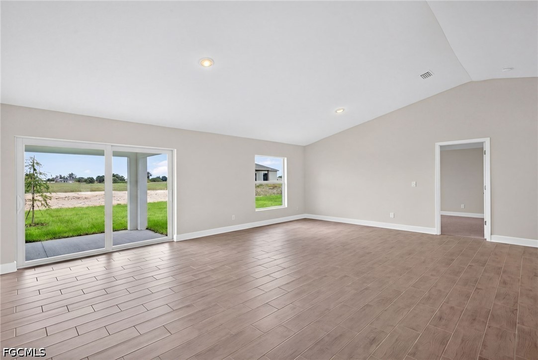 4 Bed SingleFamilyResidence for Sale in Cape Coral, FL — photo 2