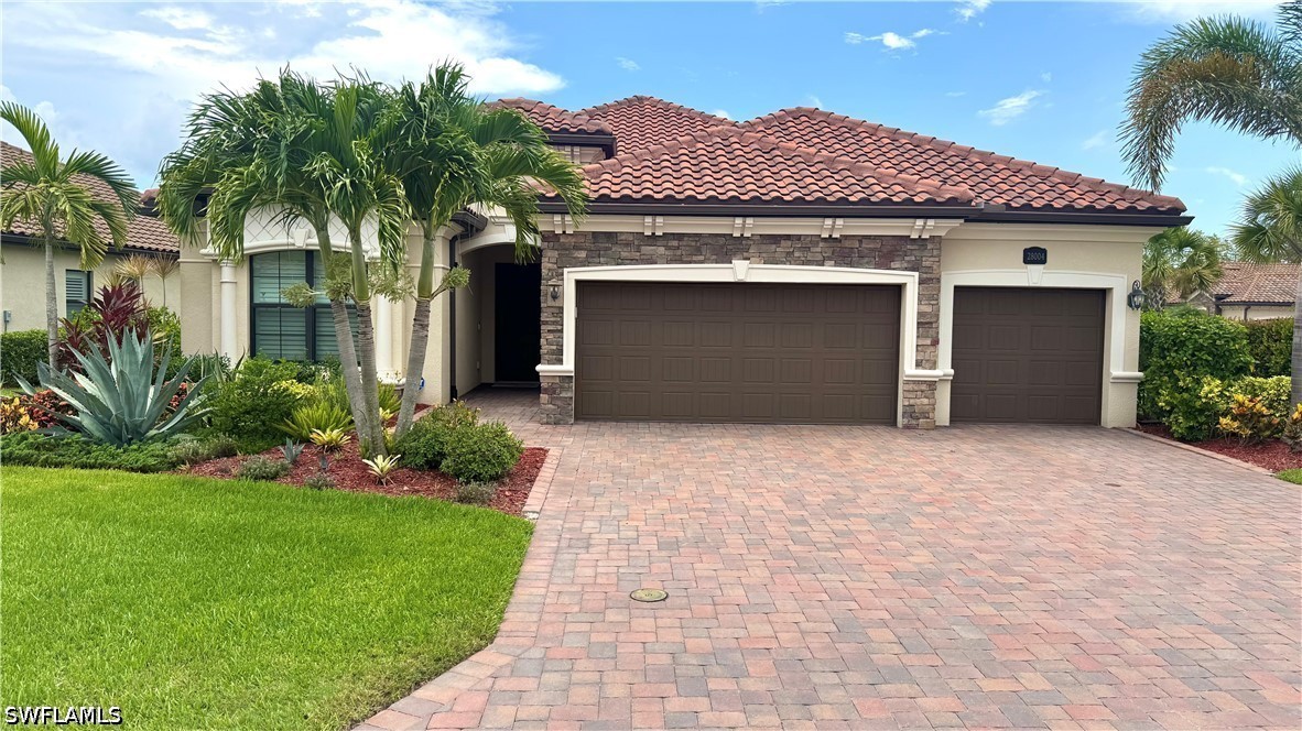 4 Bed Pool Home for Sale in Bonita Springs, FL, $12,000 — photo 2