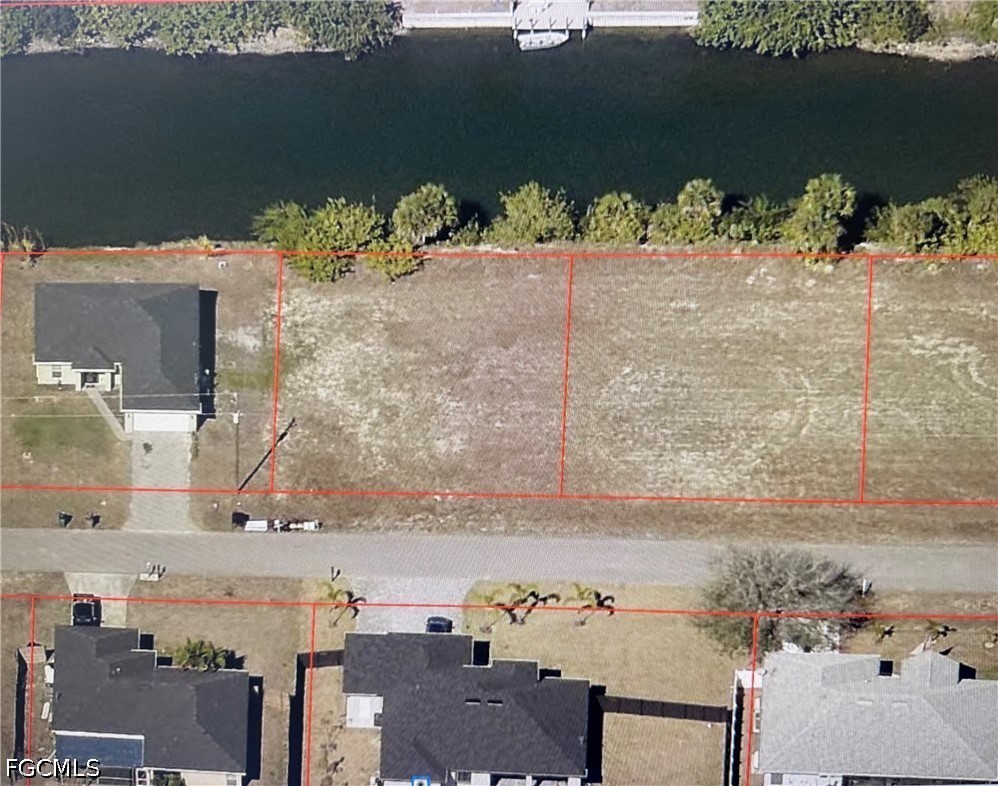 Waterfront Home for Sale in Cape Coral, FL, $34,900 — photo 2