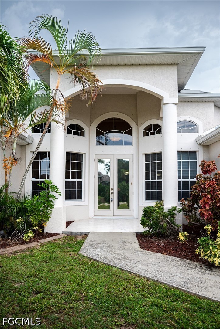 4 Bed SingleFamilyResidence for Sale in Cape Coral, FL — photo 2