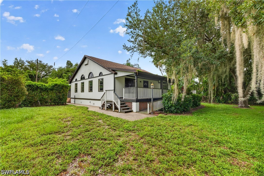3 Bed Pool Home for Sale in North Fort Myers, FL, $2,400 — photo 2
