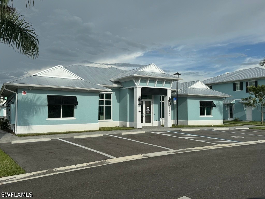 3 Bed Quadruplex for Sale in Villa Maria Condo, FL, $2,800 — photo 2