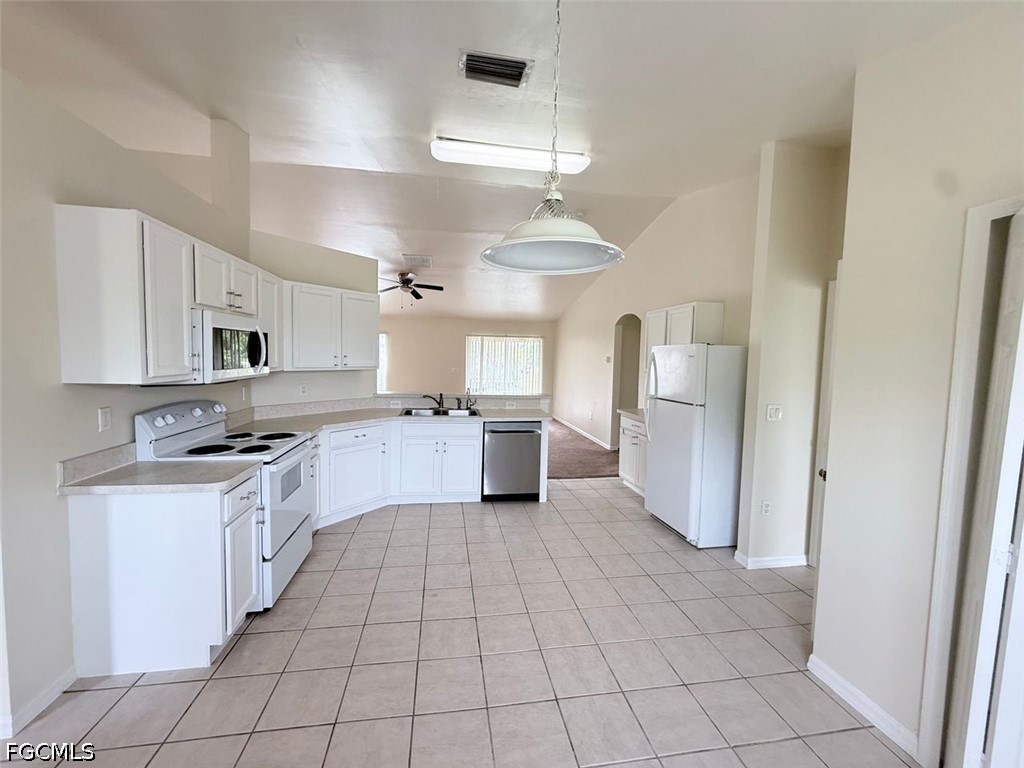 3 Bed SingleFamilyResidence for Sale in Lehigh Acres, FL — photo 2