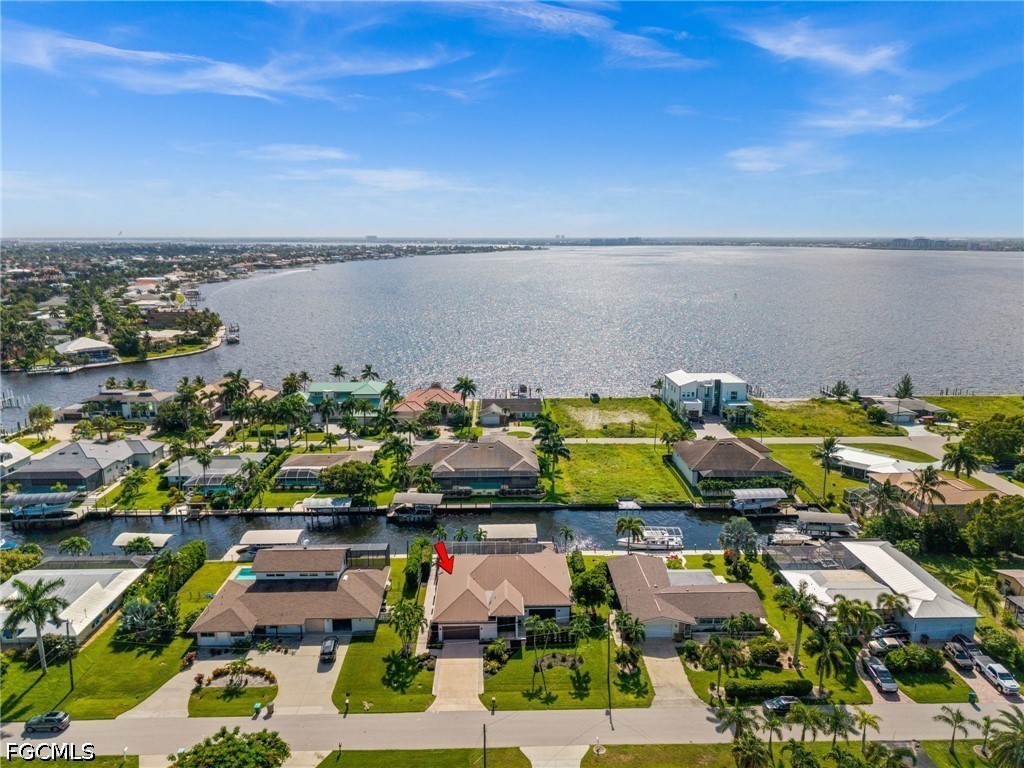 4 Bed Pool Home for Sale in Cape Coral, photo 2