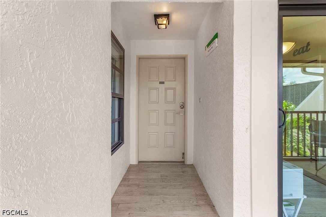 2 Bed Condominium for Sale in Verandas, FL, $300,000 — photo 2
