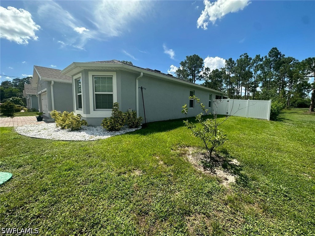 3 Bed SingleFamilyResidence for Sale in Naples, FL, $3,100 — photo 2