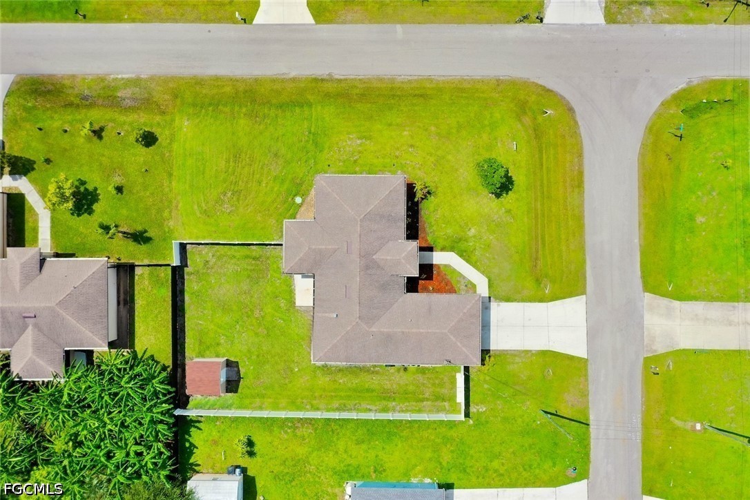4 Bed SingleFamilyResidence for Sale in Lehigh Acres, photo 2