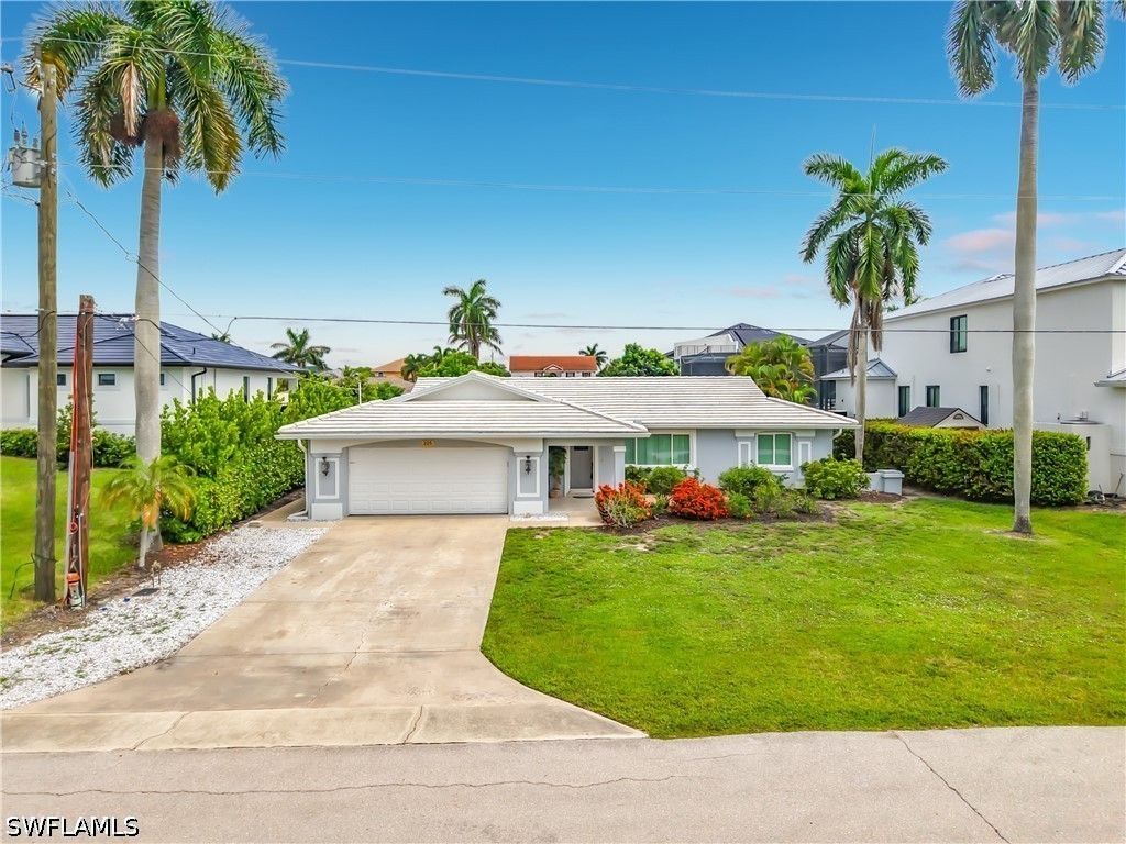 3 Bed Pool Home for Sale in Bonita Springs, FL, $999,000 — photo 2