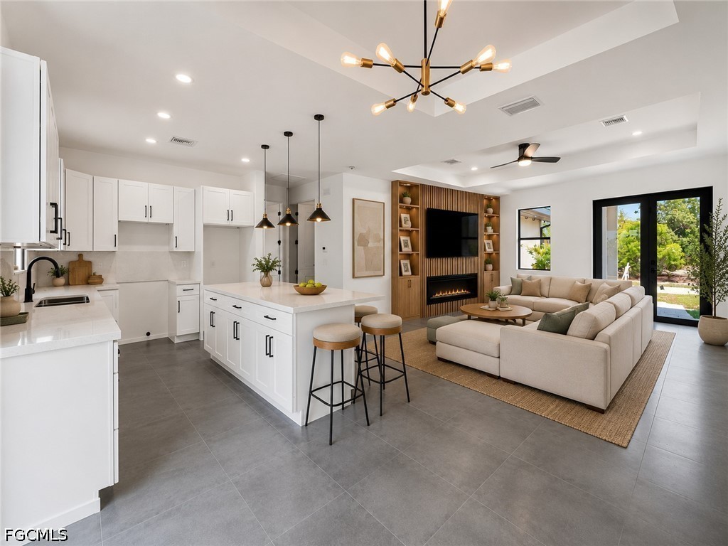 3 Bed SingleFamilyResidence for Sale in Cape Coral, FL — photo 2