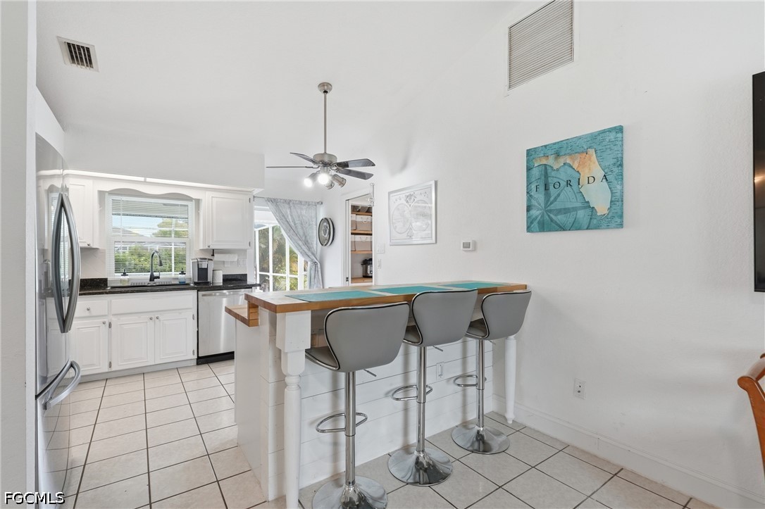 2 Bed Pool Home for Sale in Punta Gorda, FL, $275,000 — photo 2