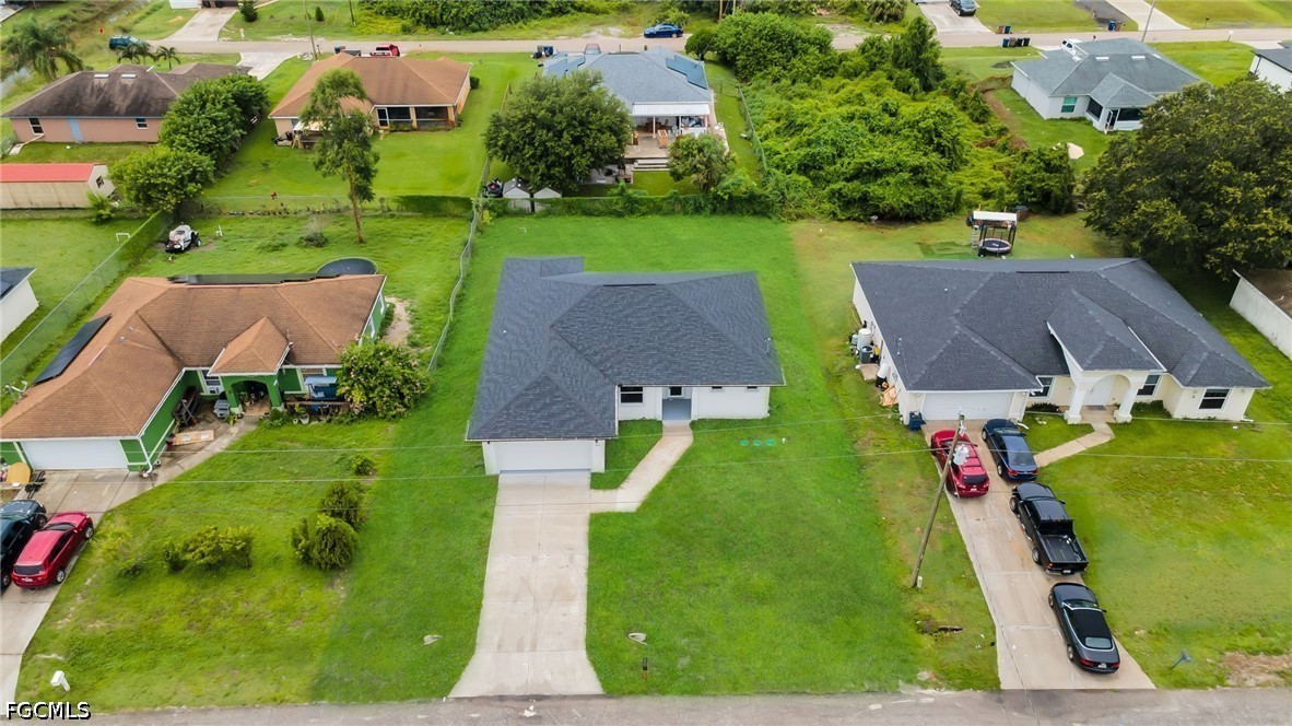 4 Bed SingleFamilyResidence for Sale in Lehigh Acres, photo 2