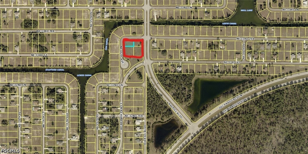 Commercial for Sale in Cape Coral, photo 2