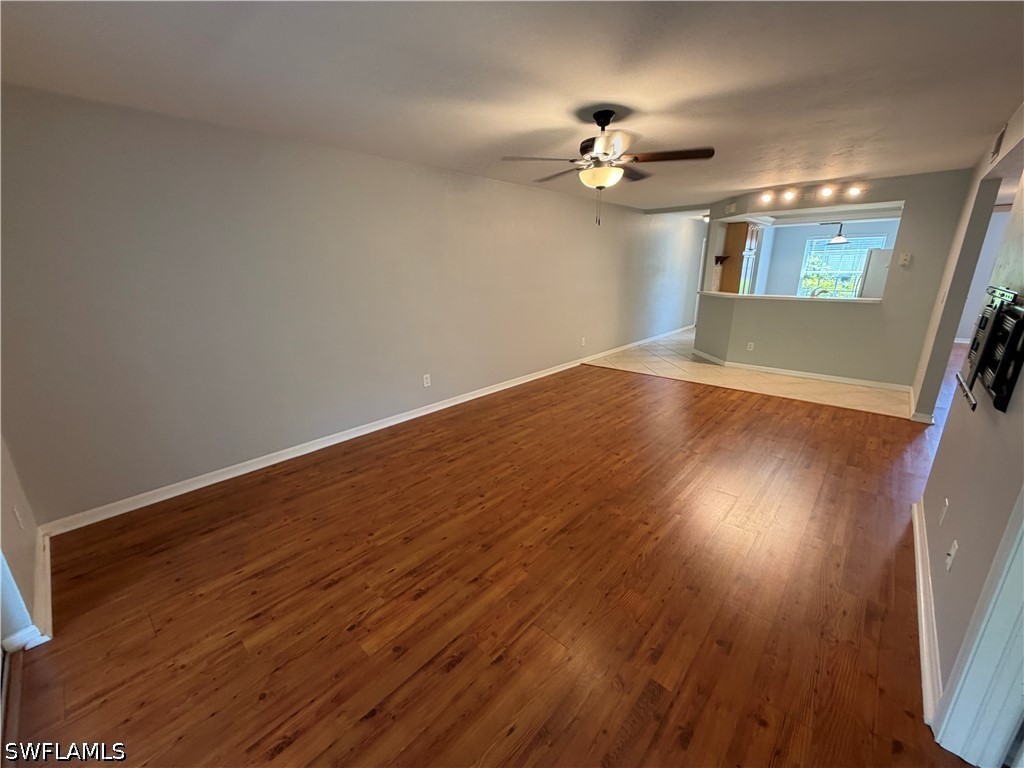 2 Bed Condominium for Sale in Pine Haven Condo, FL, $1,650 — photo 2