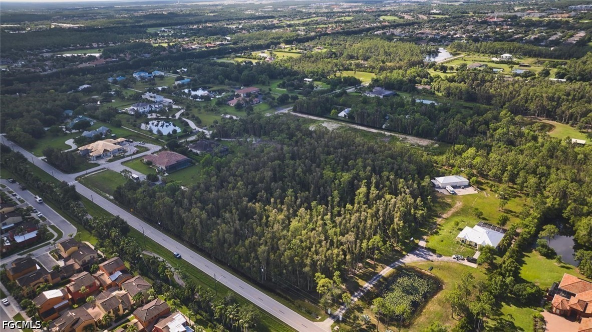 Residential for Sale in Coconut Creek, photo 2